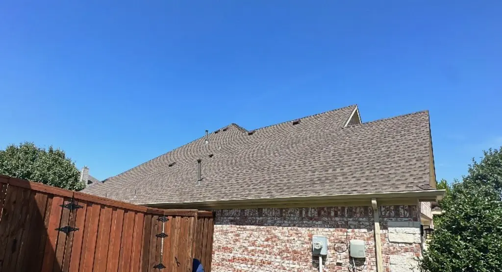 Completed roof replacement project in Naugatuck